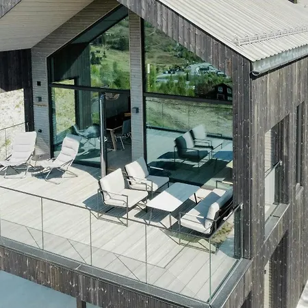 Luxury With Panoramic Views In ستراندا